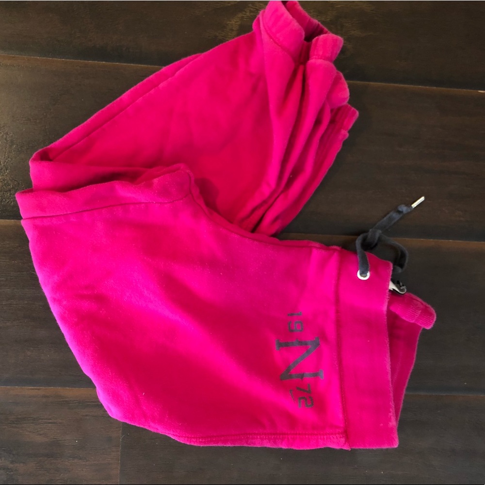 Nike Capri
